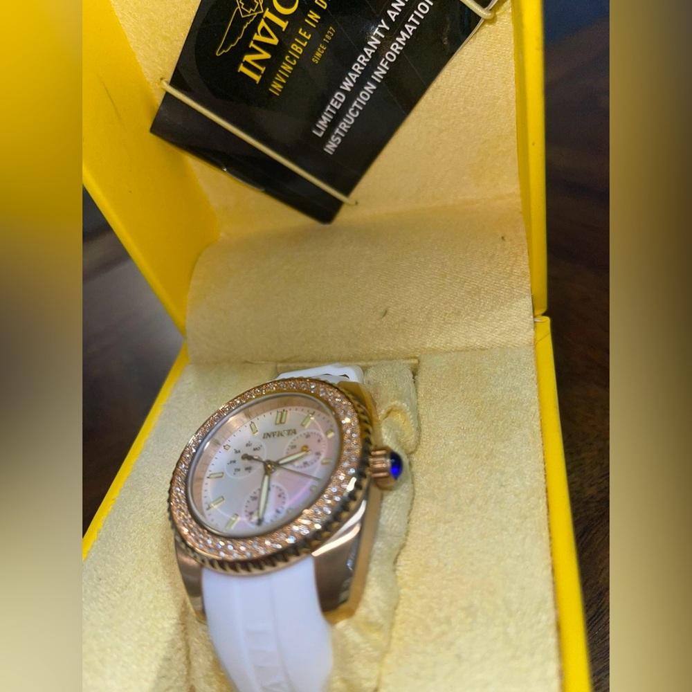 Invicta Watch - Picture 4 of 6